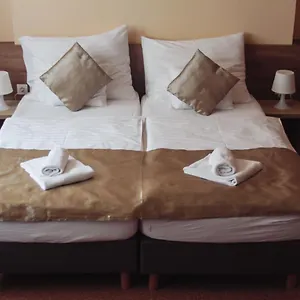  Hotel Centrooms Ungarn