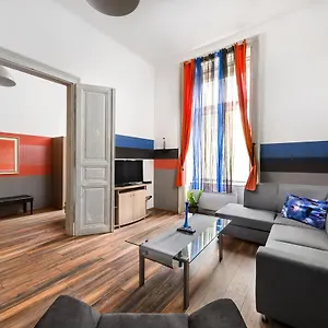 *** Aparthotel Karma Boutique Ungarn